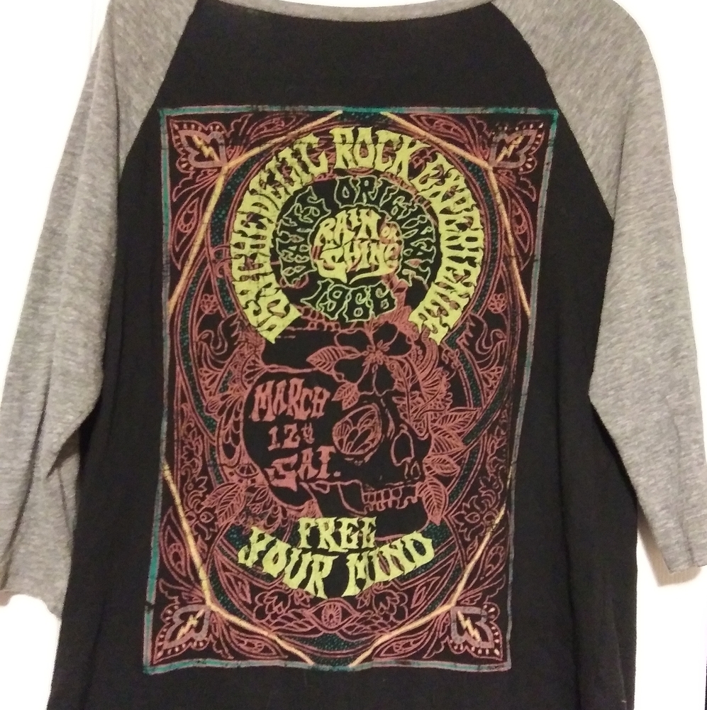 Super Comfy Vans Psychedelic Rock Shirt